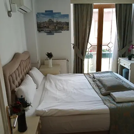 La Petite Maison מלון