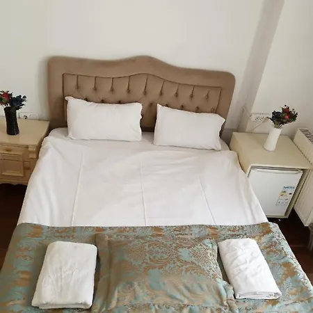 La Petite Maison מלון