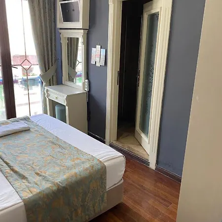 Hotel La Petite Maison