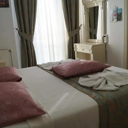 Hotel La Petite Maison Istanbul