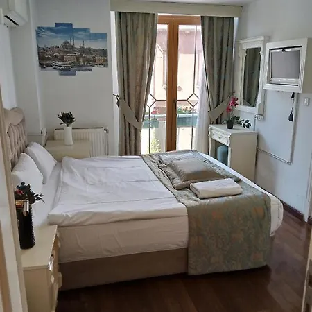 La Petite Maison 3* Istanboel