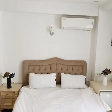 Hotel La Petite Maison