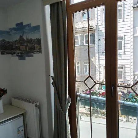 La Petite Maison 3*