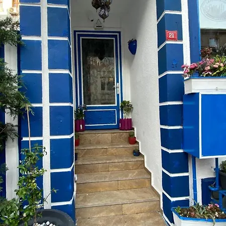Hotell La Petite Maison